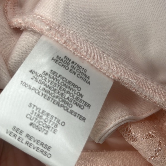 🆕Jodi Kristopher Stretch Lace Crop Top, Size XS - Picture 9 of 9